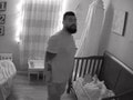 VIDEO Chlapček sa bál zaspať s bezpečnostnou kamerou v izbe: Keď povedal otcovi prečo, stuhol od hrôzy