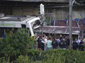 Tragická zrážka vlakov v Španielsku: Zahynul rušňovodič, 85 ľudí je zranených