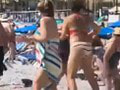 VIDEO Hrôza na pláži v Španielsku: Na dovolenkárov vybehol... keď ho zbadali, dali sa na útek