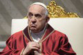 Horúca klebeta z Vatikánu: Chystá sa pápež František odstúpiť ako jeho predchodca Benedikt XVI.?
