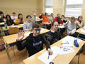 Prieskum ukázal zaujímavé čísla: Ukrajinské deti má v triede viac ako polovica učiteľov základných škôl