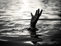 Ďalšia obeť letného kúpania! Vo vodnej nádrži sa utopil muž (†27)