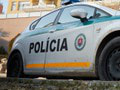 Polícia vyšetruje krádež, ktorá sa stala pri vstupe do školy v obci Závod