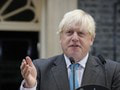 Odchádzajúci britský premiér Johnson sa poďakoval: Konzervatívcov vyzval, aby podporili Trussovú