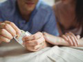 Francúzsko bude ľudom vo veku 18-25 rokov poskytovať zadarmo prezervatívy