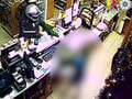 VIDEO Komický prepad čerpacej stanice: Zlodeji po sebe zanechali TAKÉTO stopy