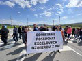 FOTO Dopravu pri Svidníku dnes zablokovali protestujúci: Upozornili na potrebu R4