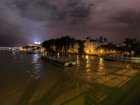 Dunaj prekonal deväť metrov