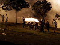 Turecká polícia použila proti demonštrantom slzotvorný plyn