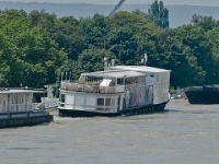 Údajná loď herca Adyho Hajdu na Dunaji sa minulý rok potápala