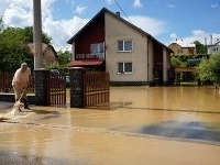 Tretí stupeň povodňovej aktivity vyhlásili v obci Kamenná Poruba v okrese Vranov nad Topľou