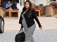 Tehotná Kim Kardashian stále naberá na váhe.