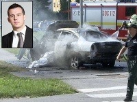 Zhorené auto patrí poslancovi Marekovi Rakovskému
