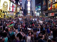 Tisíce v New Yorku protestovali proti oslobodeniu vraha černocha