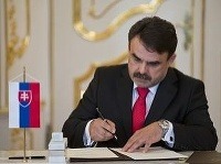 Prezident SR Ivan Gašparovič vymenoval za nového generálneho prokurátora Jaromíra Čižnára