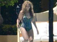 Beyoncé v plavkách