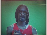 Aj Snoop Dogg si nahrávanie videa po boku slovenských dvojičiek pochvaľoval. 