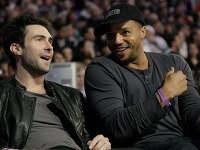 Adam Levine z kapely Maroon 5 a herec Donald Faison