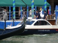 Rodinný výlet v Benátkach skončil smrťou otca troch detí.