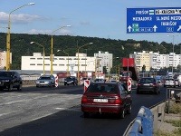 Oprava cesty, obmedzila dopravu na moste VSS v Košiciach