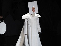 Lady Gaga nezabudla na kostým mátohy.