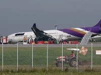 Lietadlo skončilo mimo dráhy, zranilo sa 14 ľudí