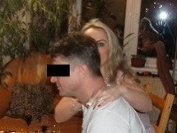 Monika sa na silvestrovskej párty zabávala