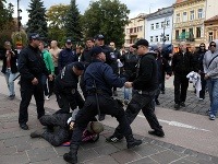 PRIDE Košice sa nezaobišiel bez policajného zásahu.