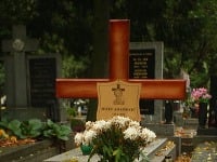 Jozef Adamovič našiel miesto svojho večného odpočinku na Martinskom cintoríne. 