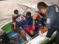 Najmenej šesť mŕtvych po havárii trajektu v Thajsku