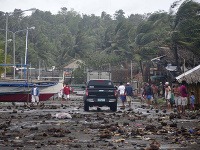Supertajfún Haiyan zanechal za sebou poriadnu spúšť: Viac ako 100 mŕtvych!