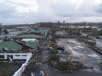 Počet obetí supertajfúnu Haiyan odhadujú na 10 tisíc