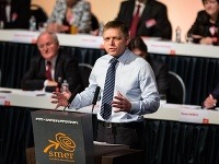 Robert Fico zatiaľ hľadá súpera Robert Fico zatiaľ hľadá súpera