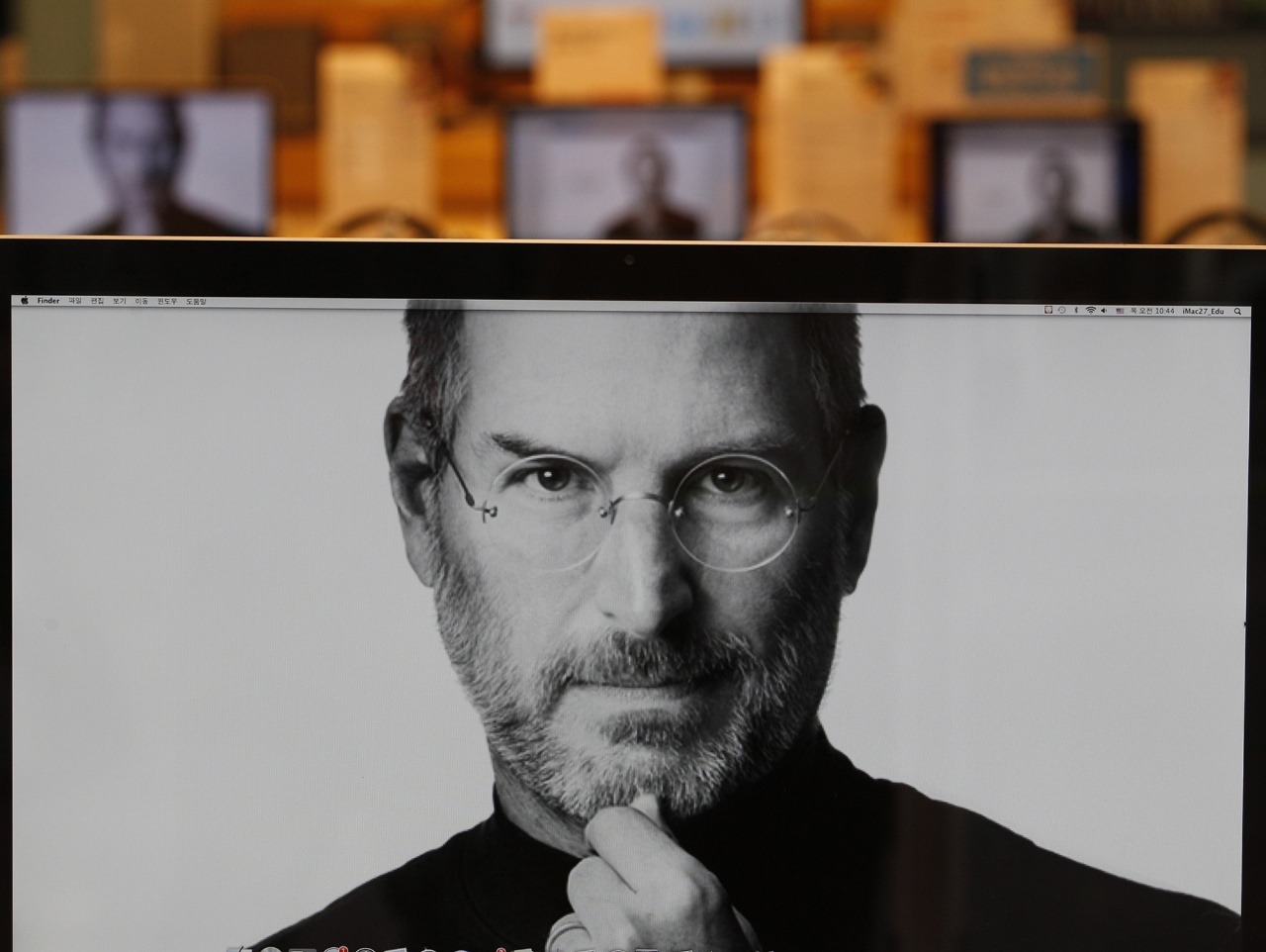 Steve Jobs podľahol zákernej rakovine