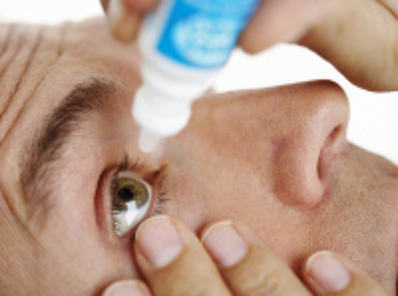 Для лечения заболевания глаз применяют 0.5. Ретикулин глазные капли. Глазные капли халязион капли. Конъюнктивит закапывание глаз. Капает в глаза.