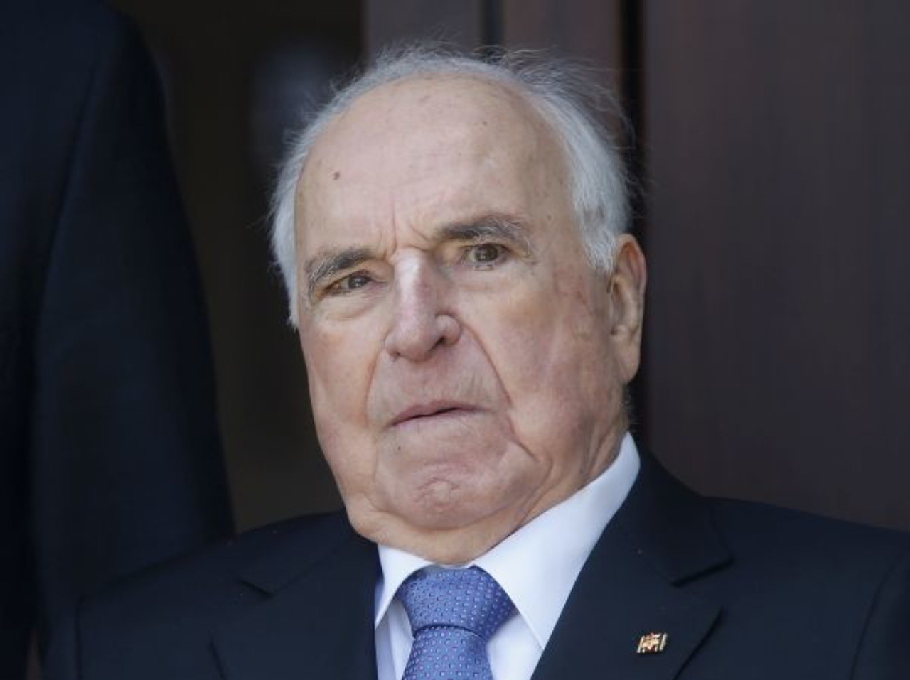 Helmut Kohl pred rokmi úplne prerušil styky so svojou rodinou, vraj ho k tomu doviedla jeho druhá žena Maike