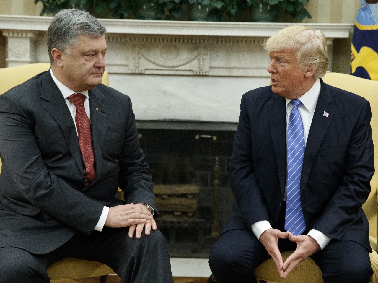 Donald Trump s Petrom Porošenkom diskutovali aj o dodávkach uhlia.