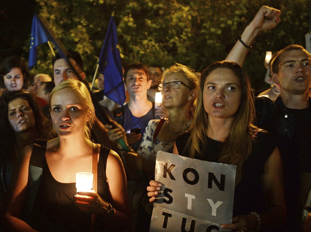 Protesty v Poľsku pokračovali aj dnes v noci.