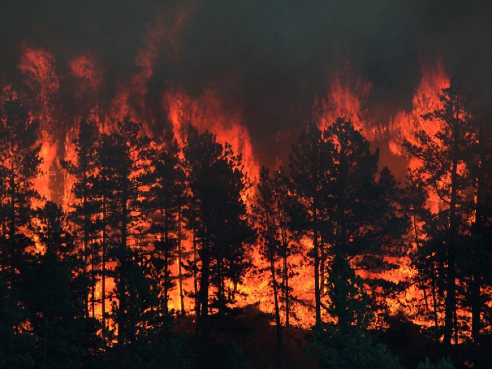 Požiar v rezervácii na severe Montany.