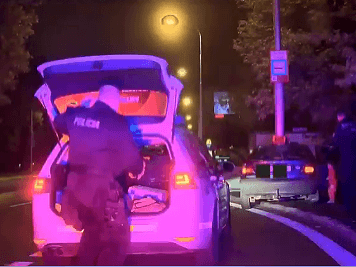 Nezodpovedný vodič unikal polícii s mladou rodinkou v aute