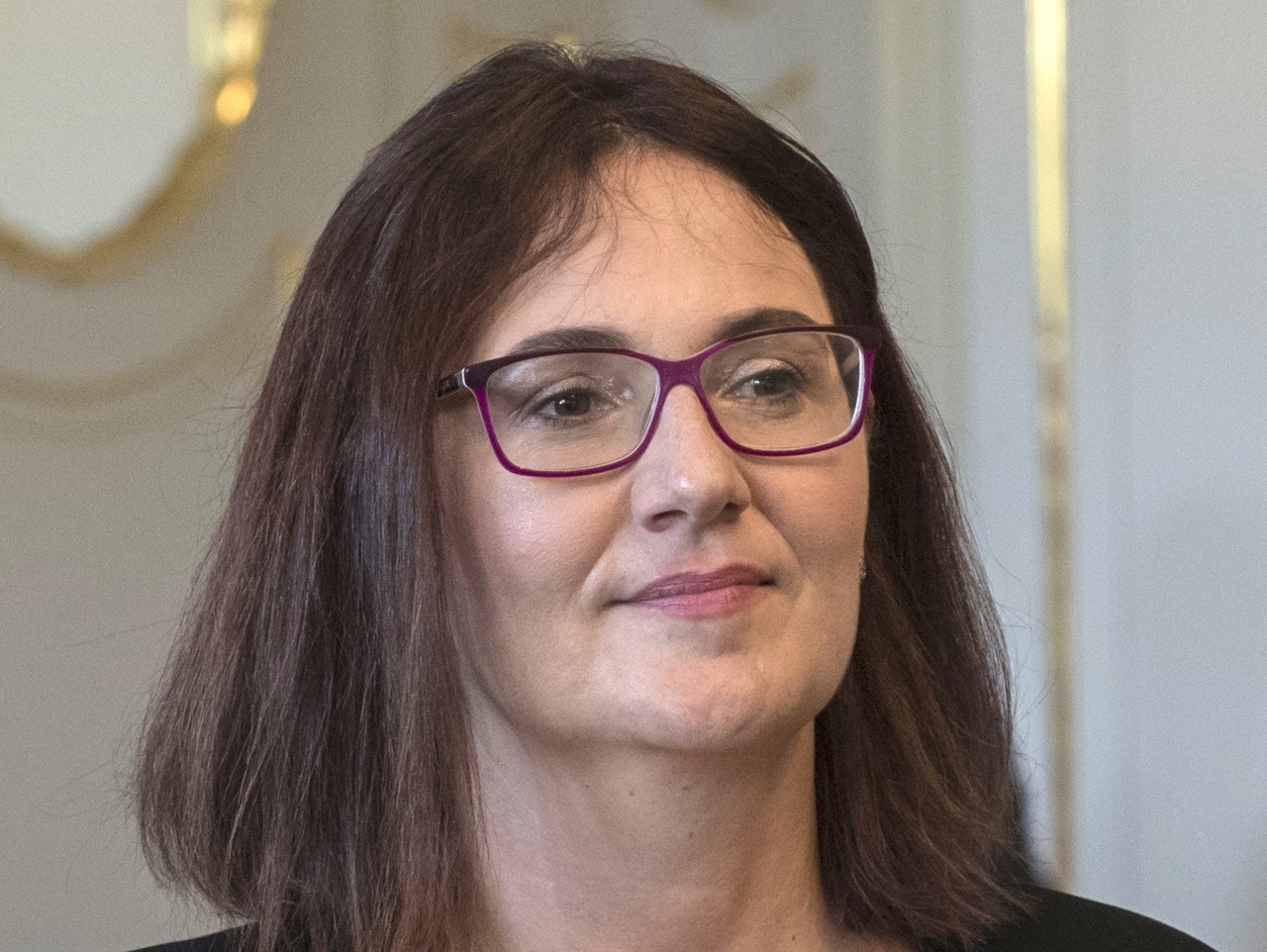Na snímke kandidátka Slovenskej národnej strany (SNS) na pozíciu ministerky školstva, vedy, výskumu a športu SR Martina Lubyová.