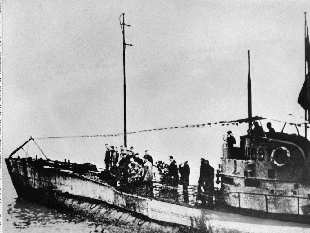 V ponorke z I. svetovej vojny sa stále nachádzajú pozostatky členov posádky.