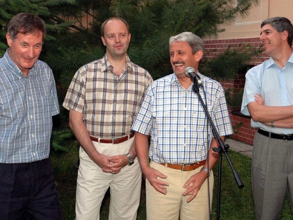 Zľava: Pavol Hrušovský, Pavol Rusko, Mikuláš Dzurinda, Béla Bugár