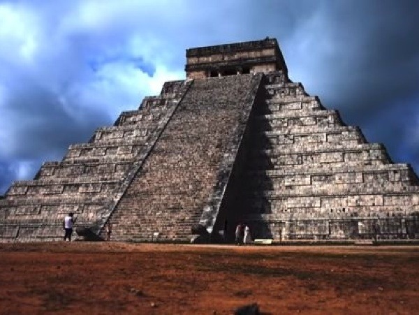 Kukulkánova pyramída patrí k divom sveta