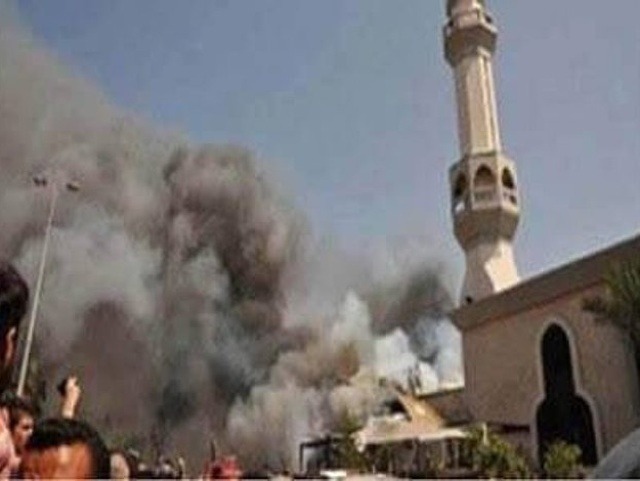 Útok na mešitu v Egypte si vyžiadal vyše 230 mŕtvych.