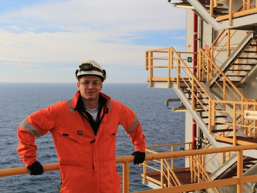Andrej Tichý na ropnej plošine