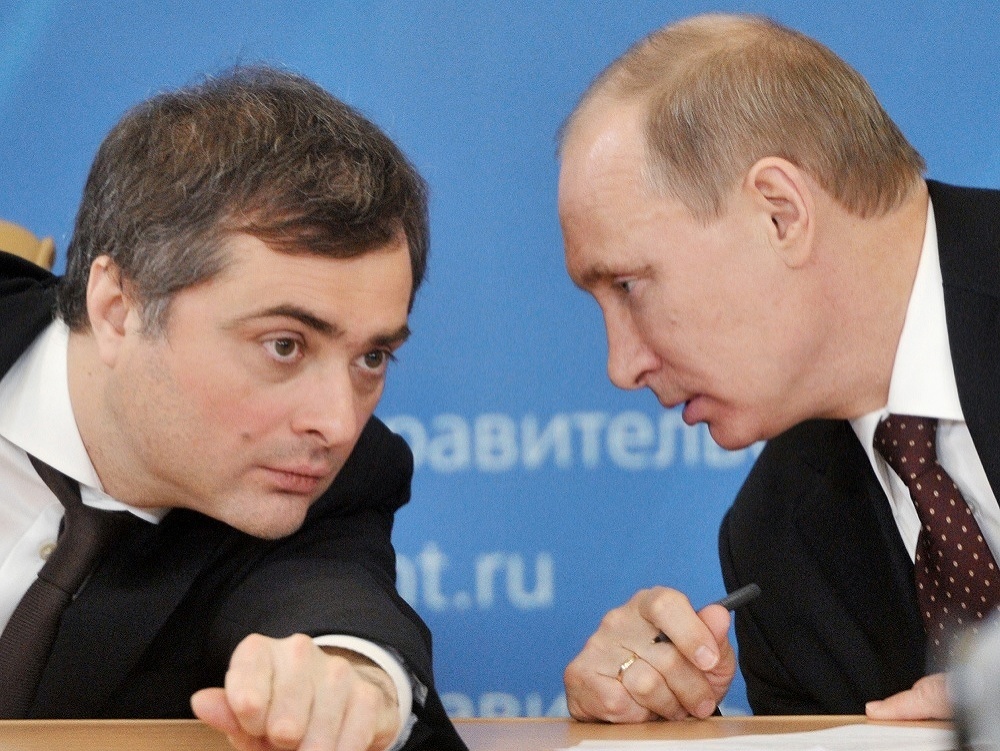 Vladislav Surkov a Vladimir Putin