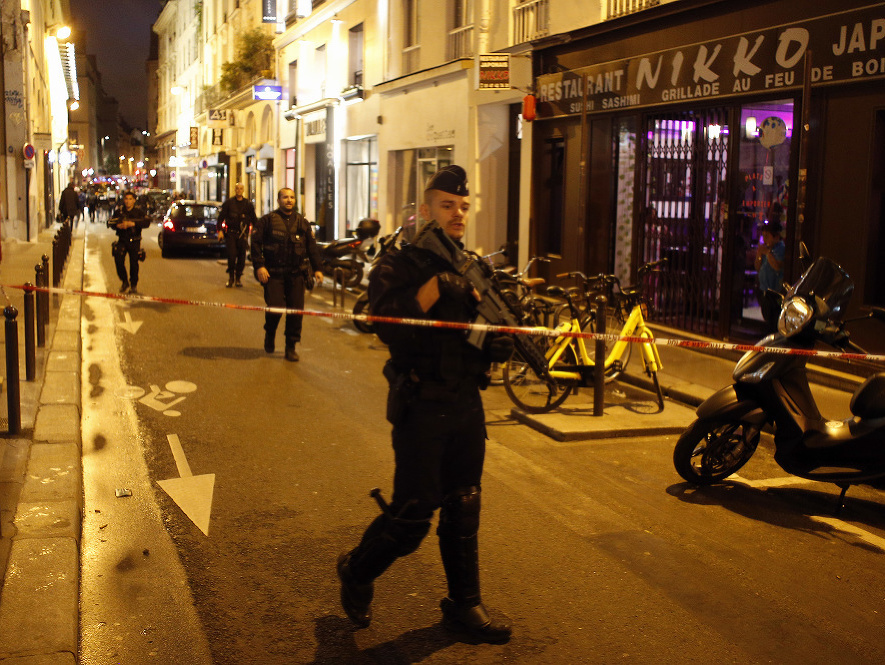 K útoku došlo v sobotu večer v druhom parížskom obvode neďaleko Parížskej opery.