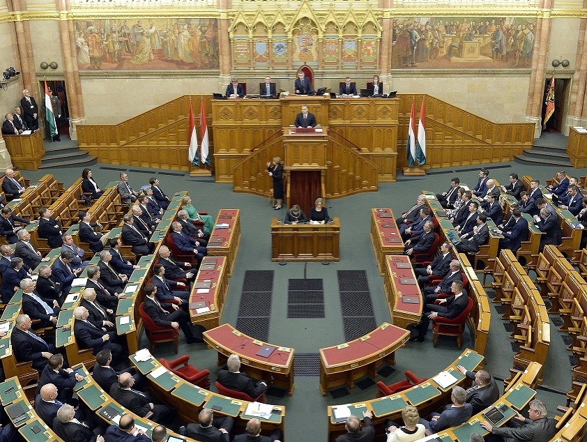 Maďarský parlament. 
