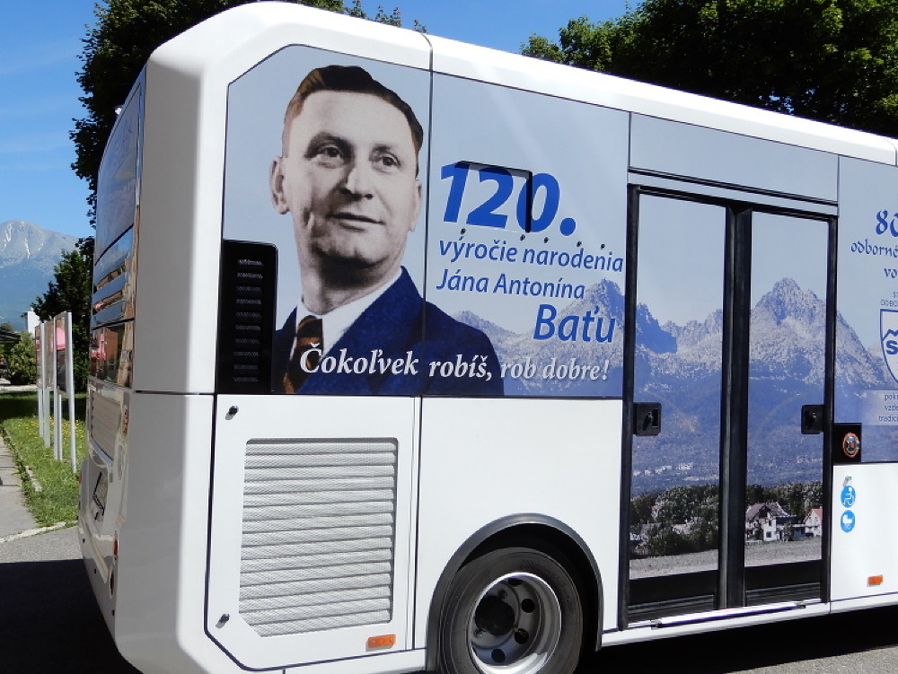Nový autobus v meste Svit